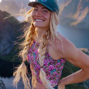 Rachel Pohl - Pink Paintbrush Crop Ecocrop - size small